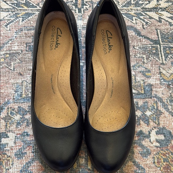 Clarks Black Heels Leather - Picture 4 of 5